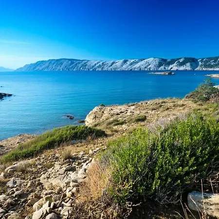 In With Balcony, Air Conditioning, W-lan, Washing Machine Apartmán *