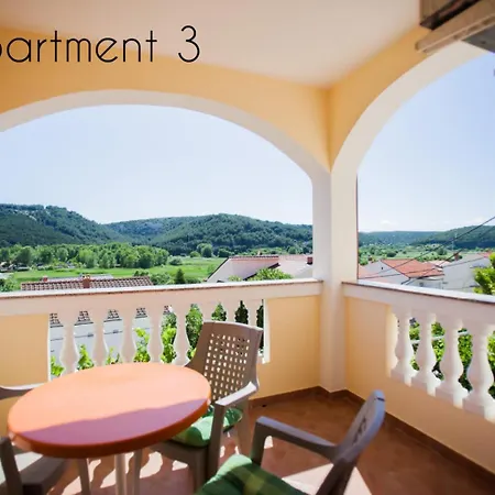 In With Balcony, Air Conditioning, W-lan, Washing Machine