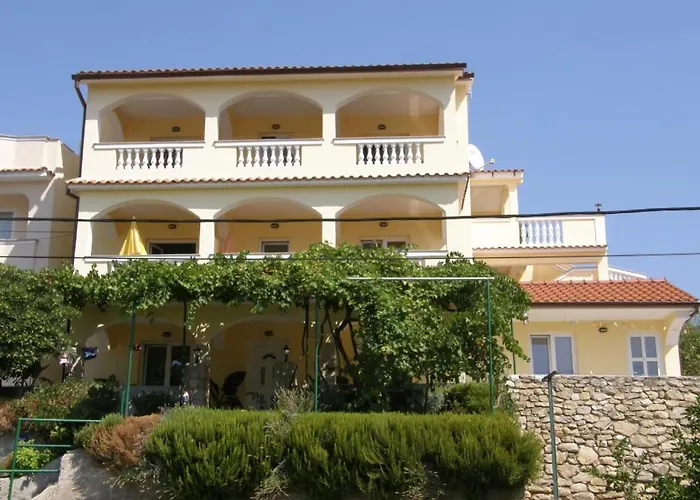 In With Balcony, Air Conditioning, W-lan, Washing Machine *